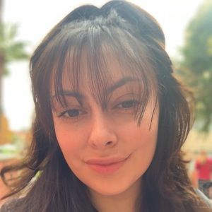 Meet your seller! hello everyone (: